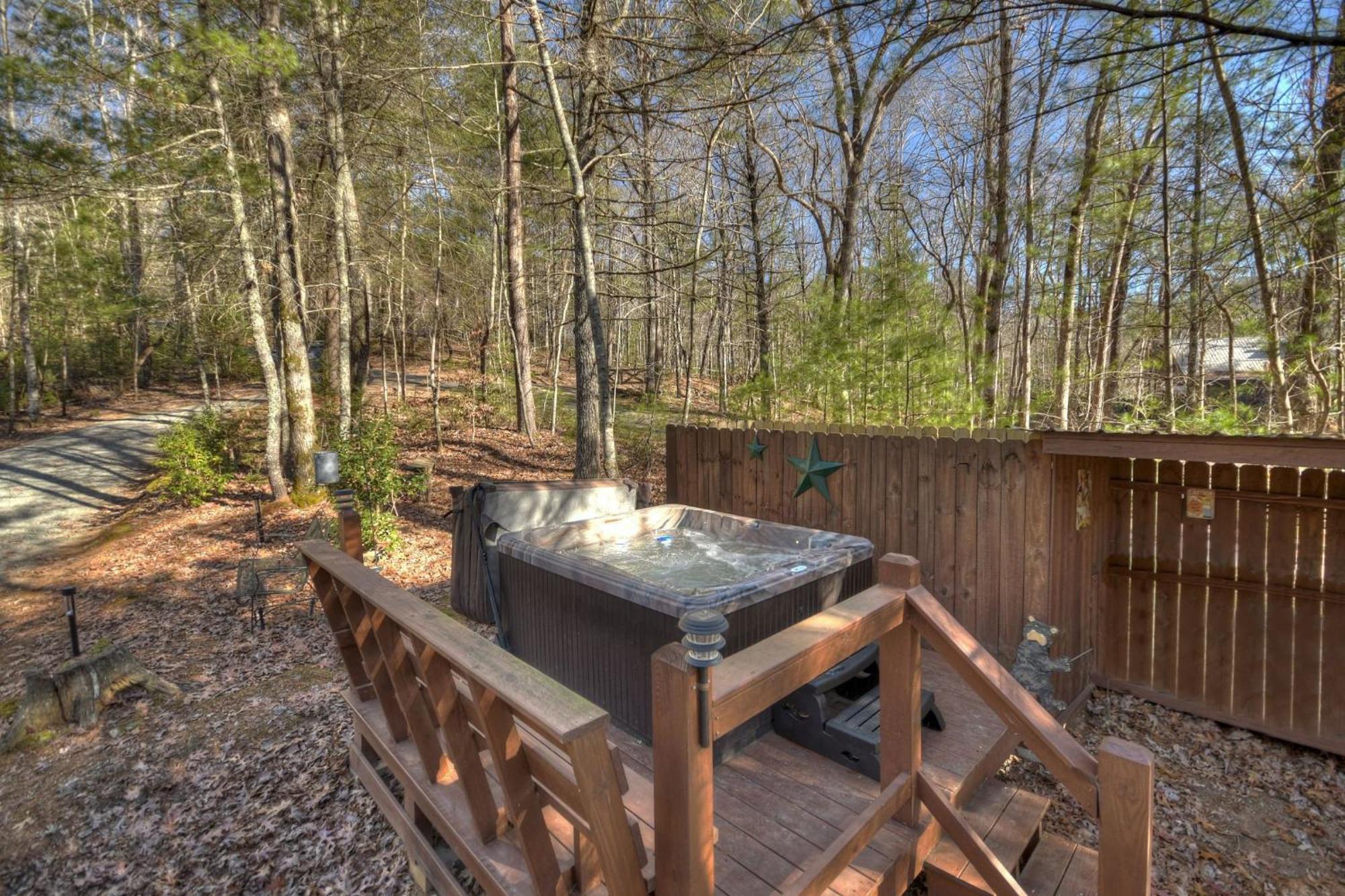Knotty Pines Pet-Friendly Gas Fireplace Plus A Firepit Cherry Log Exterior photo