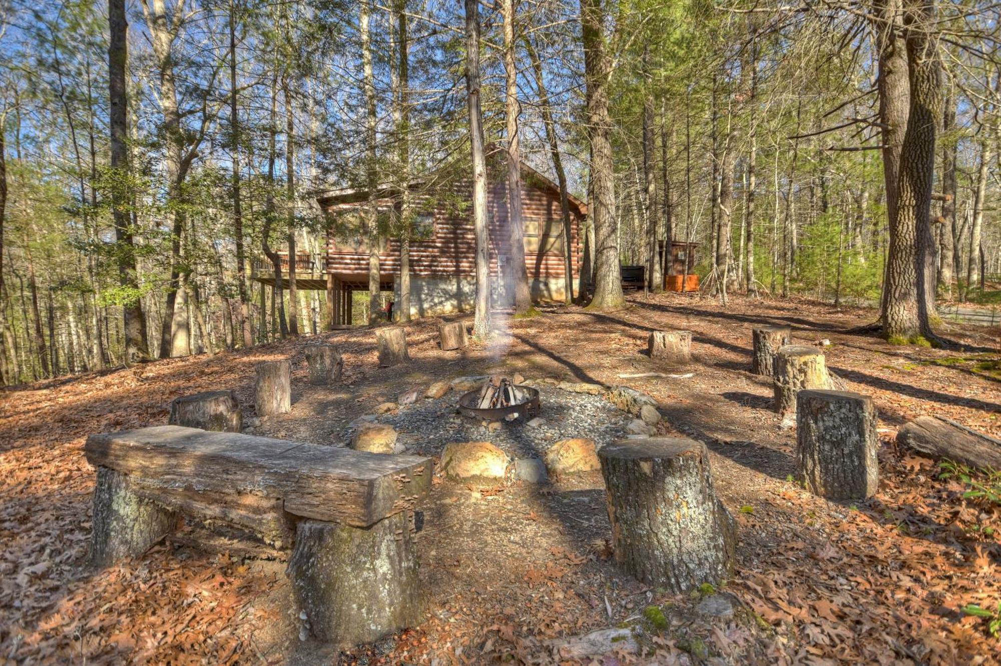 Knotty Pines Pet-Friendly Gas Fireplace Plus A Firepit Cherry Log Exterior photo